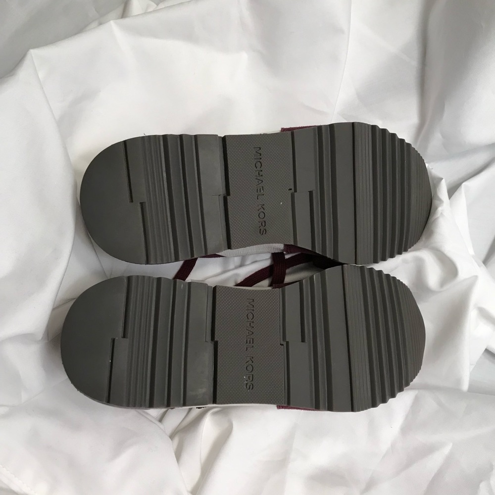 🍂Michael Kors Allie Sneaker - Picture 5 of 5